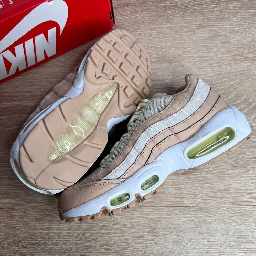 Nike Air Max 95 Bio Beige Luminous Green - Picture 6 of 8